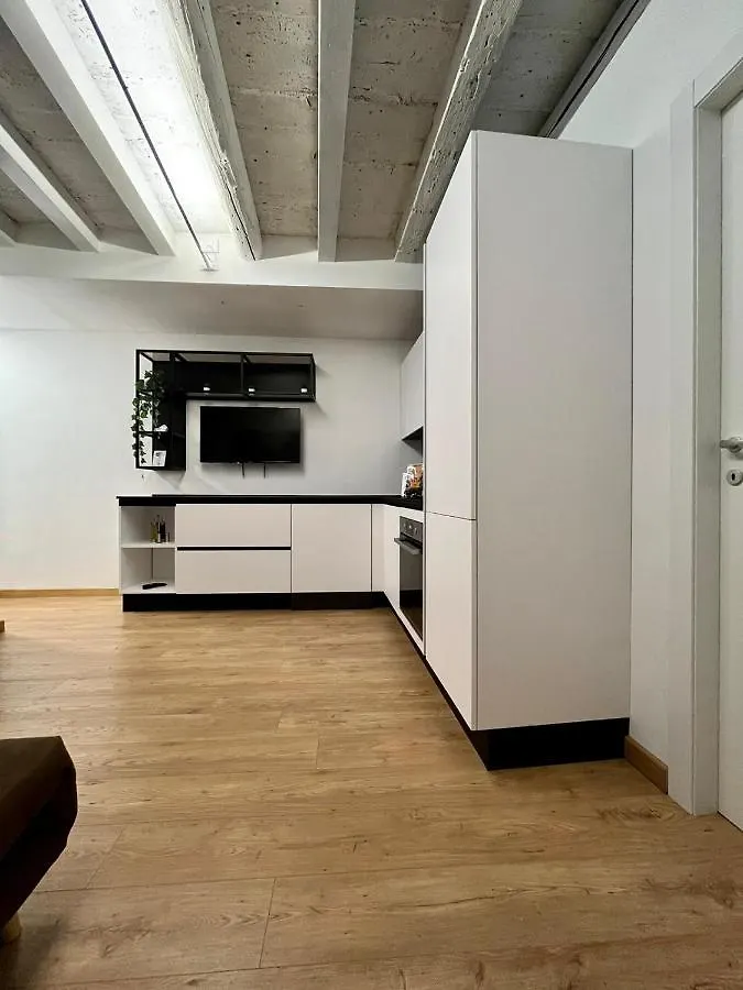 Teodorico Room & Apartment Verona 0*,
